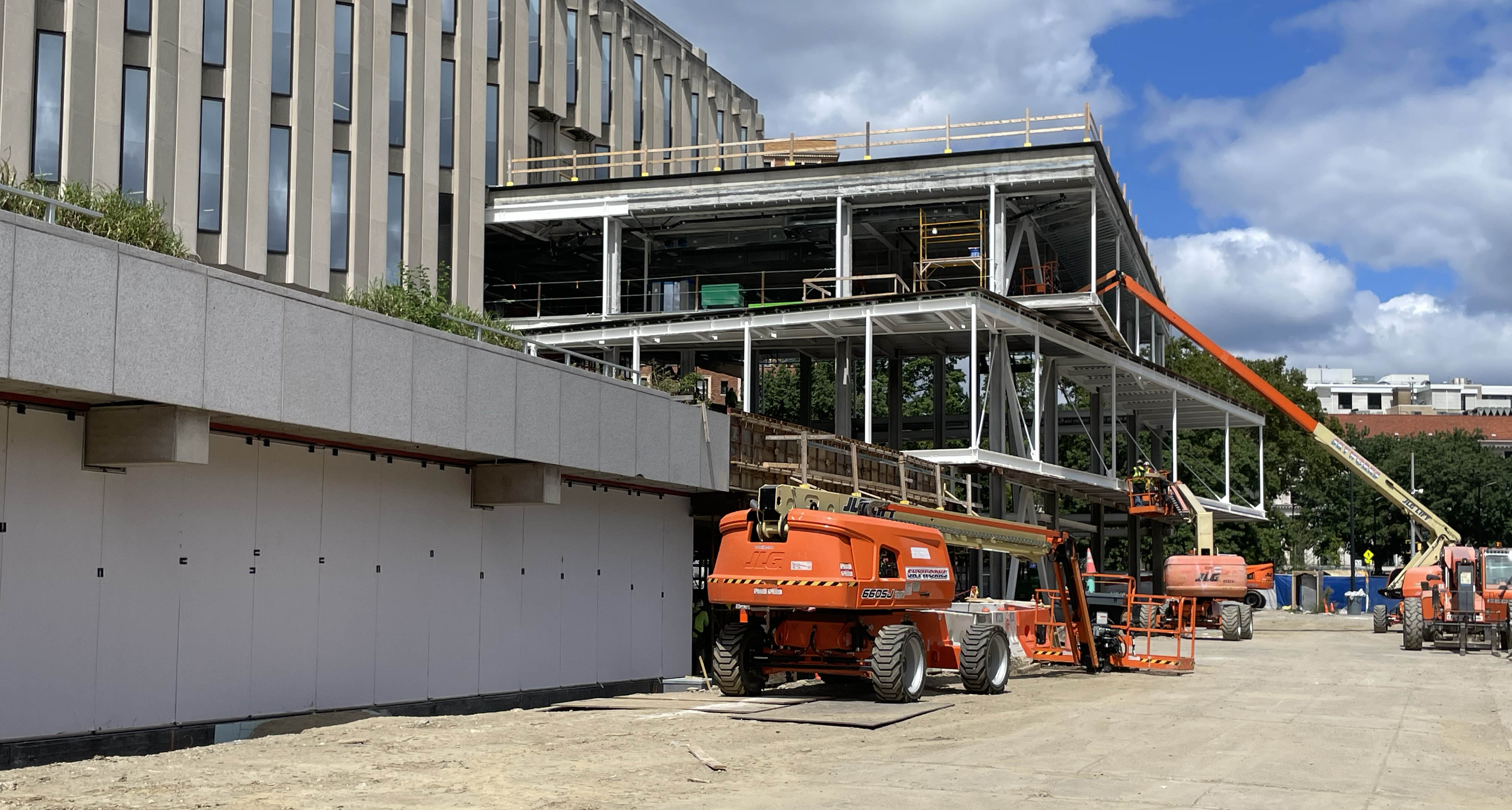The fourth and final phase of the Hillman Library reinvention is set to finish up by January 2025. (Photos by Susan Jones | University Times) Work at Hillman library