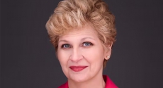Laura Schmid